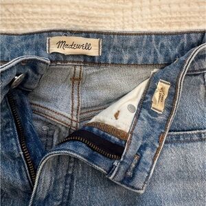Madewell Curvy 90s Straight Jeans